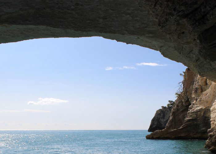foto-1-grotte-città-di-vieste-albergo-san-girogio