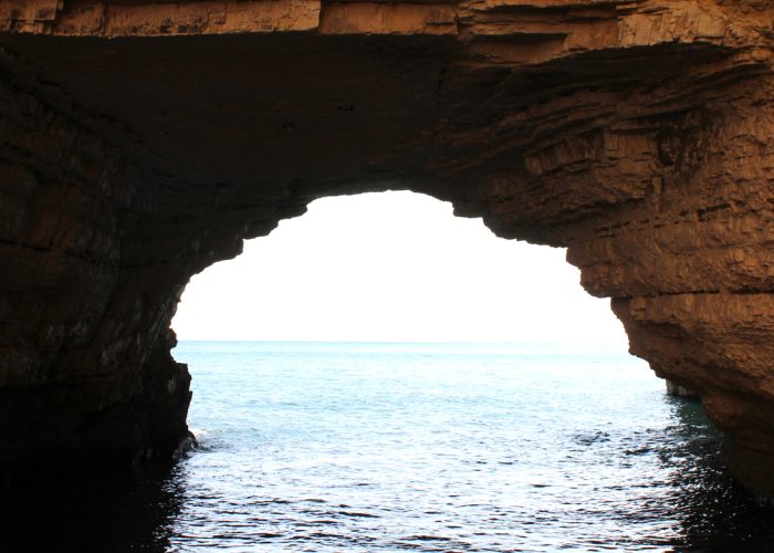 foto-2-grotte-città-di-vieste-albergo-san-girogio
